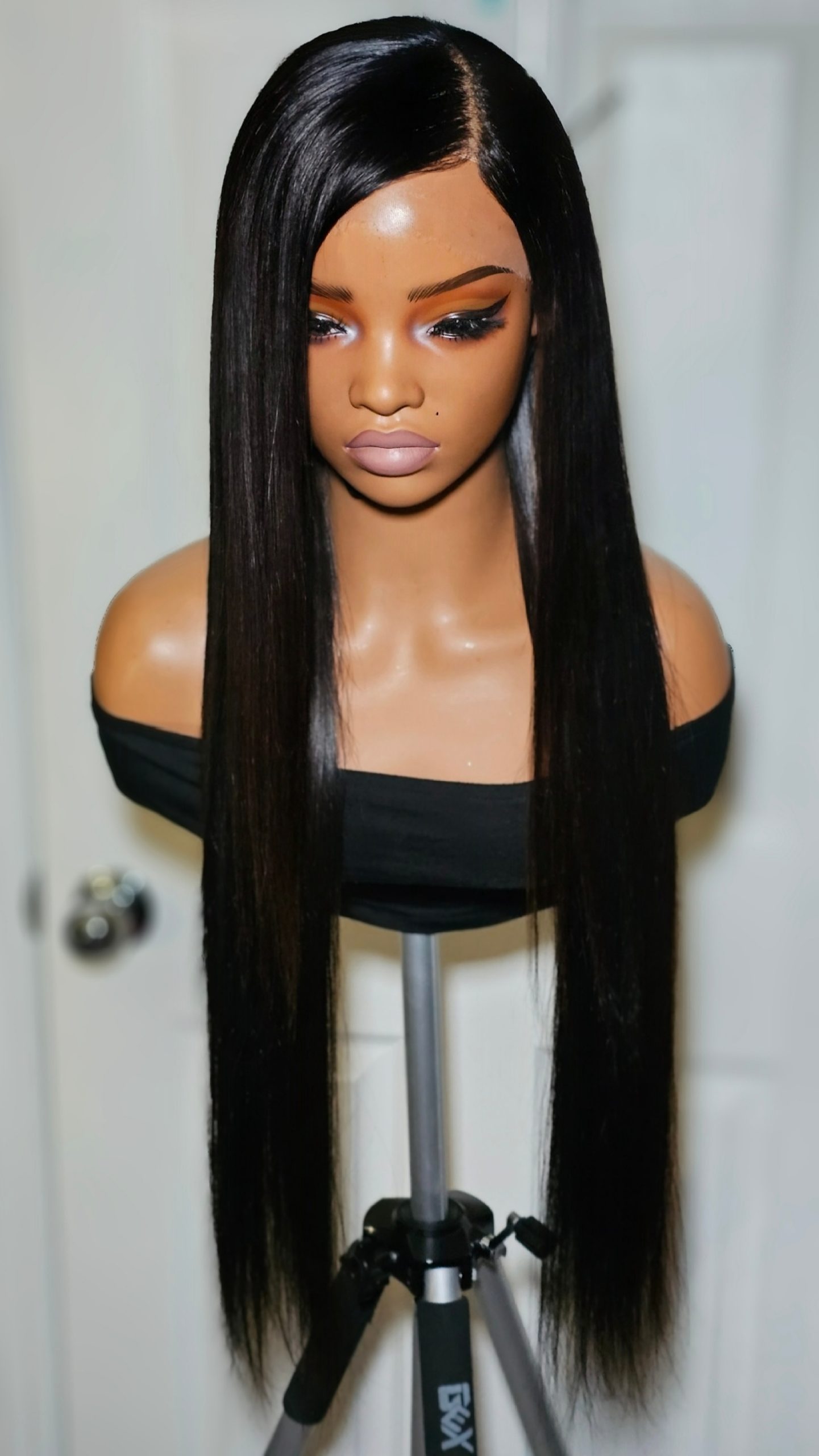 Silky Straight Wig (Natural Color) 250% Density - Image 3